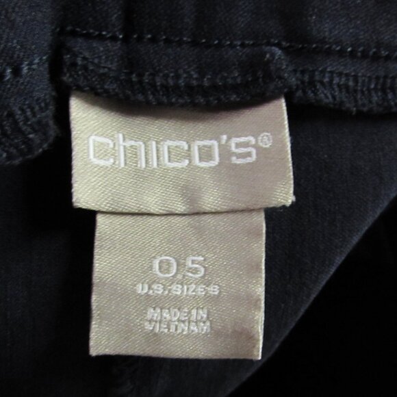 Chicos Dark Blue Brigitte Pull On Cropped Pants Size 0.5(6) Like New - Picture 4 of 16